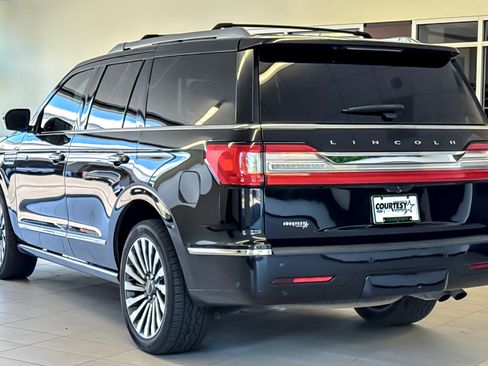 Certified 2019 Lincoln Navigator Reserve AWD/4WD image 6