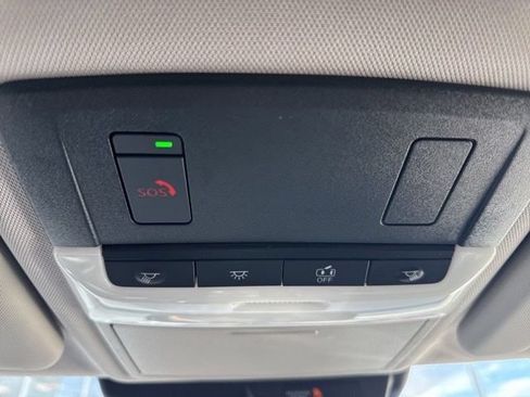 Used 2024 Mitsubishi Outlander SEL AWD/4WD image 29