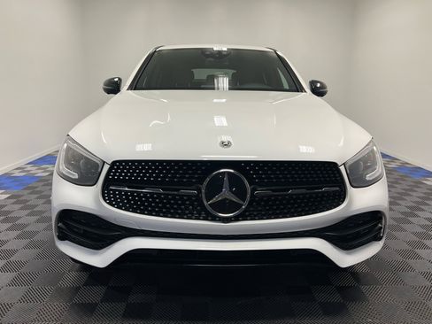 Used 2021 Mercedes-Benz GLC 300 4MATIC Coupe image 2