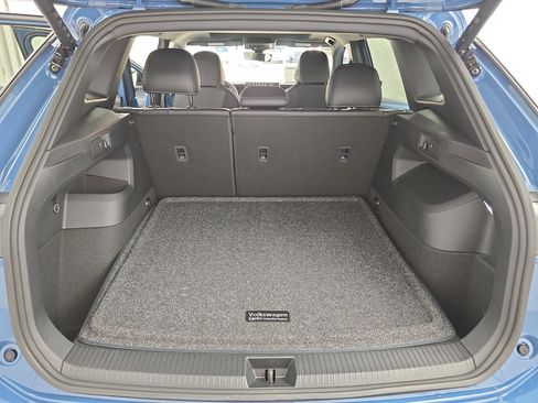 New 2026 Volkswagen Tiguan SE R-Line image 12