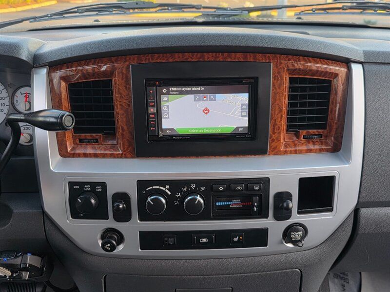 Used 2007 Dodge Ram 2500 Truck Laramie AWD/4WD image 15
