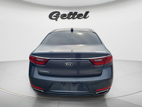 Used 2017 Kia Cadenza Premium w/ Luxury Package FWD image 4
