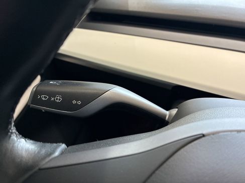 Used 2018 Tesla Model 3 Performance AWD/4WD image 16