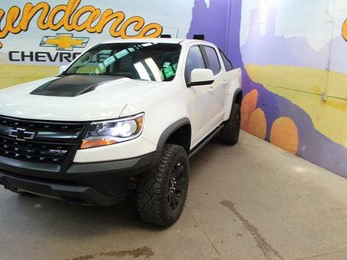 Used 2020 Chevrolet Colorado ZR2 w/ ZR2 Dusk Special Edition image 4
