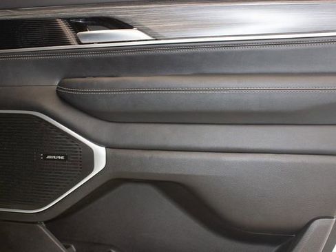 Used 2024 Jeep Wagoneer L Series II w/ Flexible Seating Group image 14