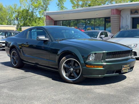 Used 2009 Ford Mustang GT RWD image 1