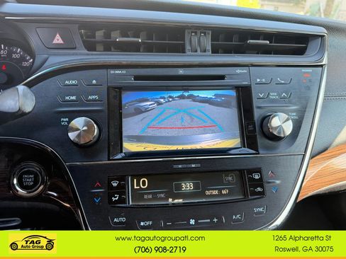 Used 2015 Toyota Avalon Limited FWD image 11