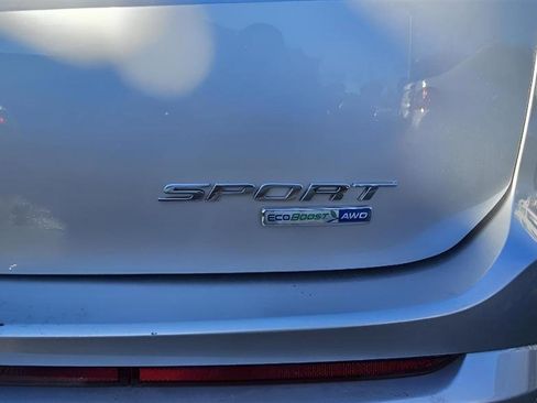 Used 2016 Ford Edge Sport w/ Technology Package image 27