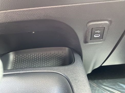 Used 2025 Toyota Corolla LE FWD image 19
