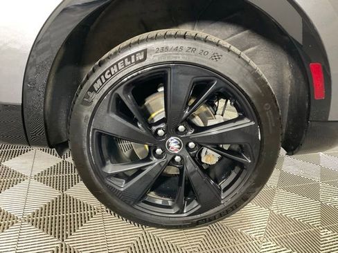 Used 2022 Buick Envision Preferred image 41