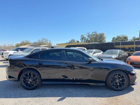 Used 2020 Dodge Charger R/T w/ Blacktop Package image 4