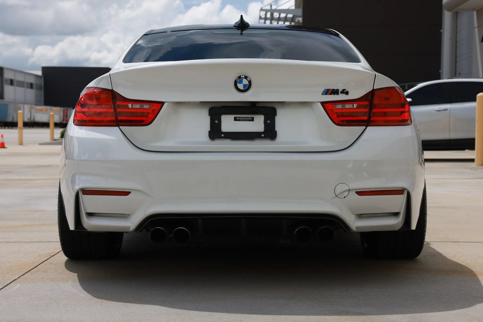 Used 2016 BMW M4 Coupe RWD image 4
