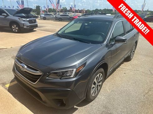 Used 2021 Subaru Outback Premium AWD/4WD image 2