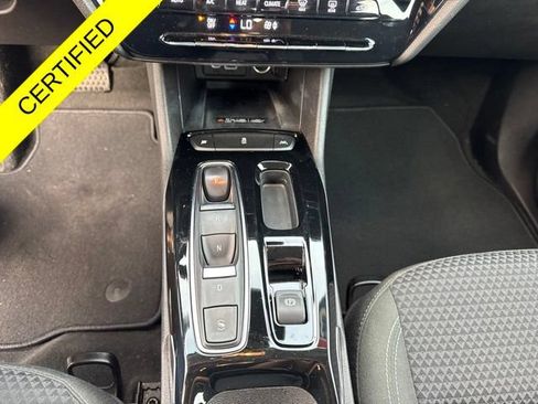 Used 2023 Chevrolet Bolt EUV LT FWD image 12