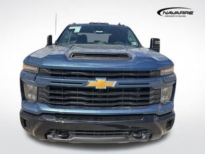 New 2026 Chevrolet Silverado 2500 Custom w/ Custom Value Package