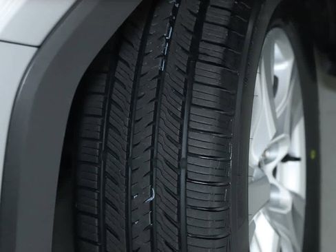 Certified 2020 Toyota RAV4 XLE image 36