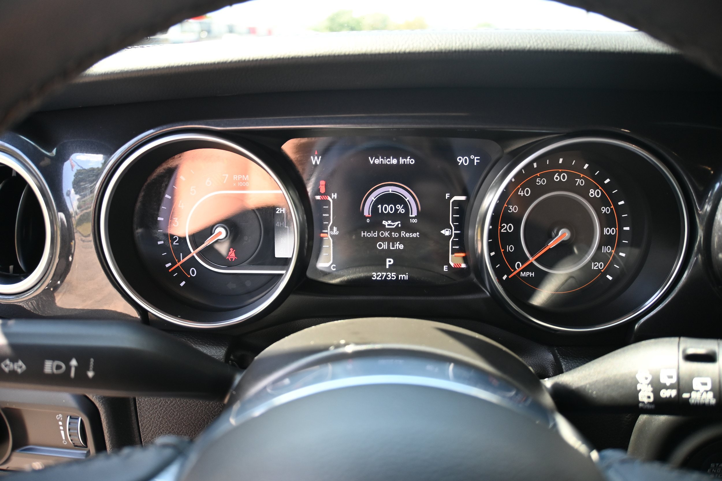Used 2023 Jeep Wrangler Unlimited Sahara AWD/4WD image 16