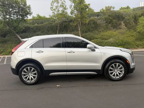 Used 2020 Cadillac XT4 Premium Luxury FWD image 6