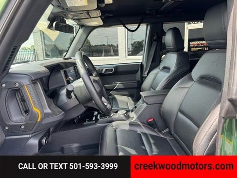 Used 2024 Ford Bronco Badlands image 9