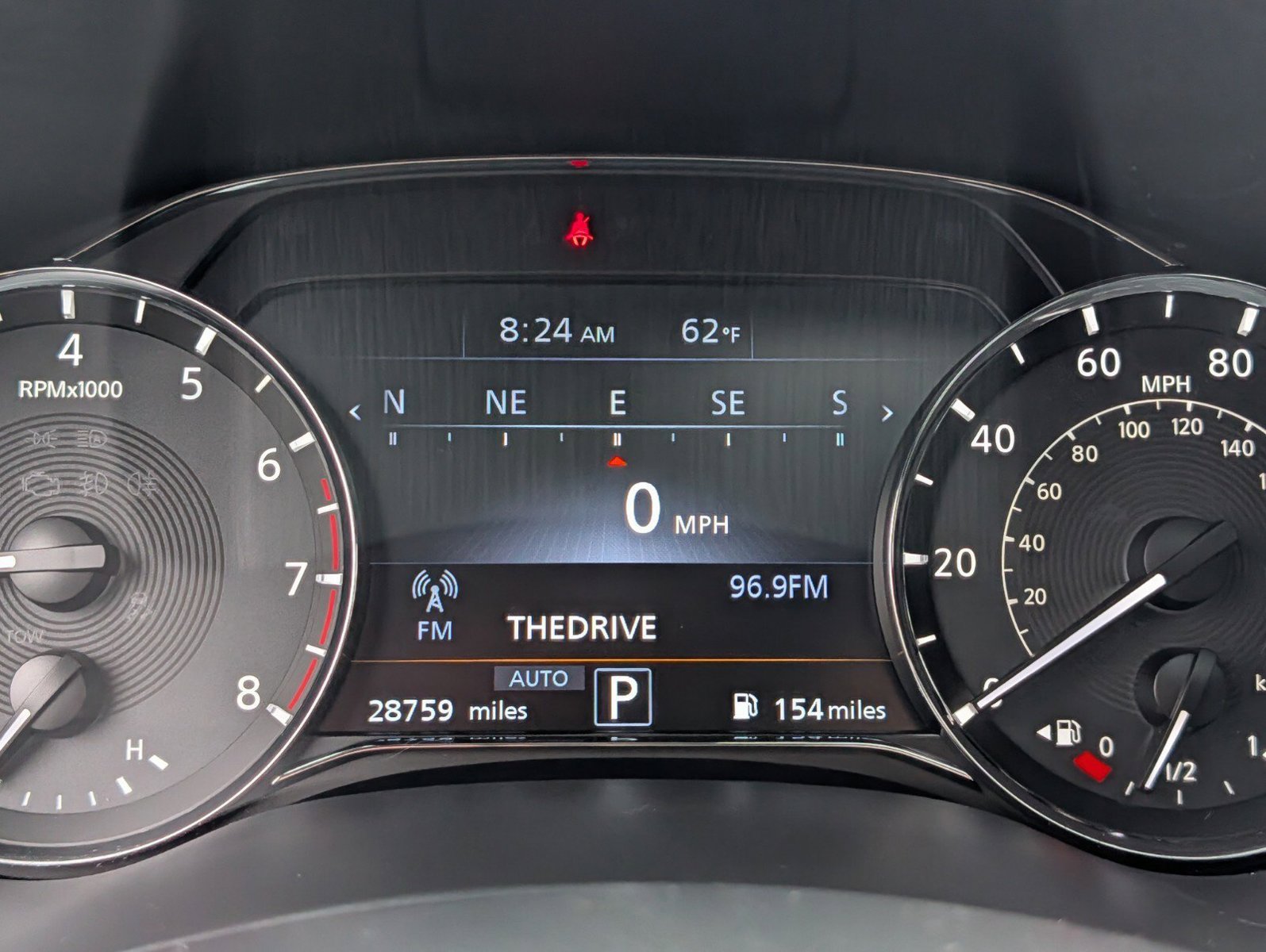 Used 2024 INFINITI QX80 Sensory AWD/4WD image 36