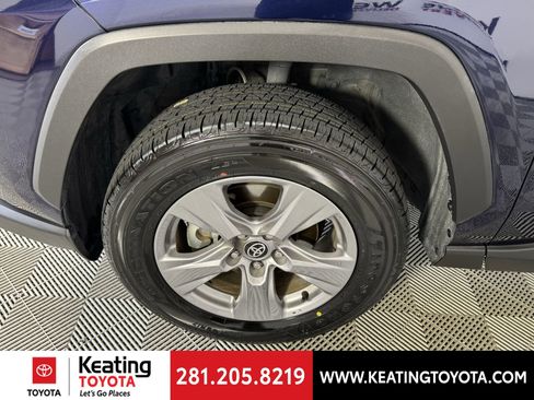 Certified 2025 Toyota RAV4 XLE image 32