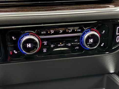 New 2026 GMC Sierra 1500 Elevation w/ Elevation Premium Package image 29