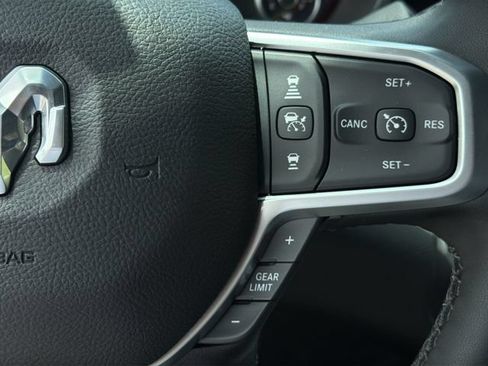 New 2026 RAM 2500 Big Horn AWD/4WD image 27