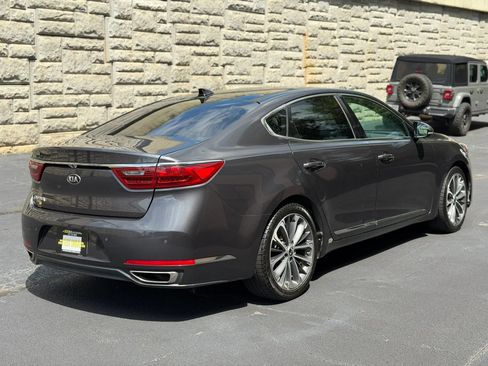 Used 2017 Kia Cadenza Technology FWD image 7