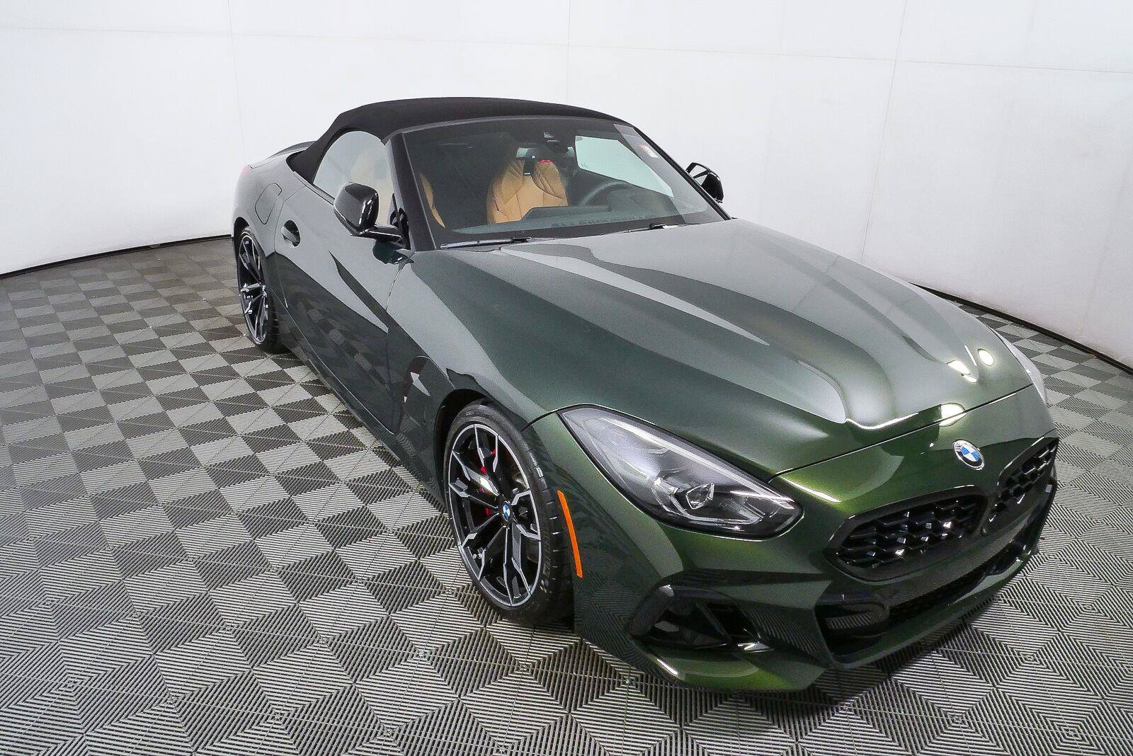 Used 2026 BMW Z4 M40i w/ Premium Package RWD image 29