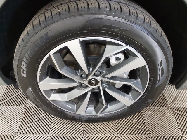 Certified 2023 Audi Q5 2.0T Premium Plus w/ Premium Plus Package AWD/4WD image 9