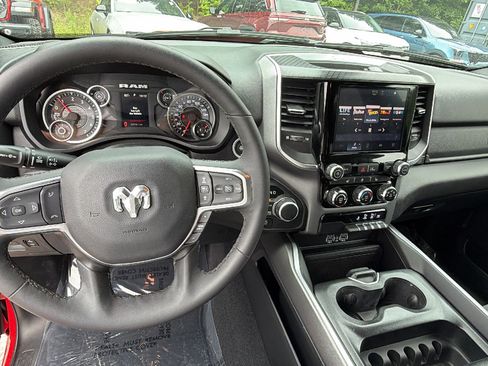 Used 2025 RAM 1500 Big Horn AWD/4WD image 25