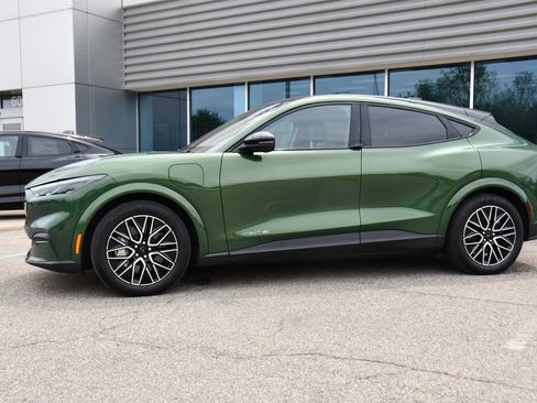 Certified 2025 Ford Mustang Mach-E Premium AWD/4WD image 2