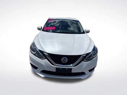 Used 2019 Nissan Sentra SV FWD image 8