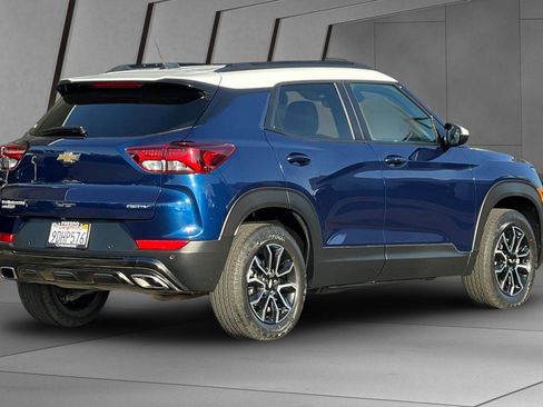 Used 2022 Chevrolet TrailBlazer ACTIV w/ Technology Package image 4