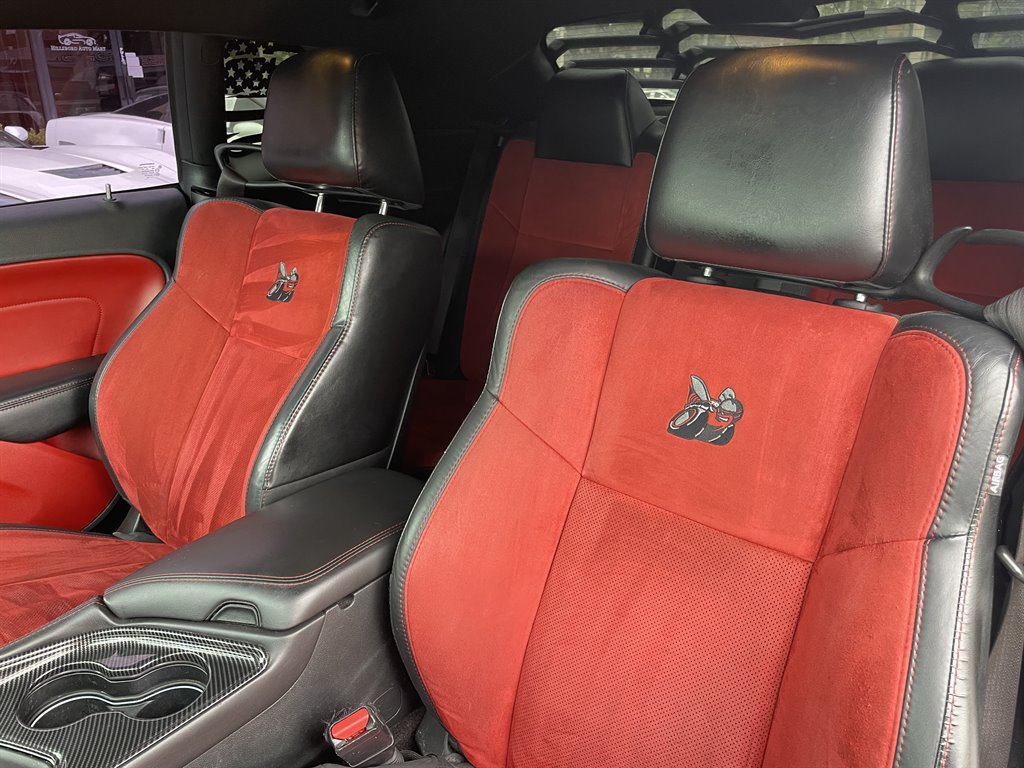 Used 2019 Dodge Challenger R/T Scat Pack w/ Widebody Package RWD image 7