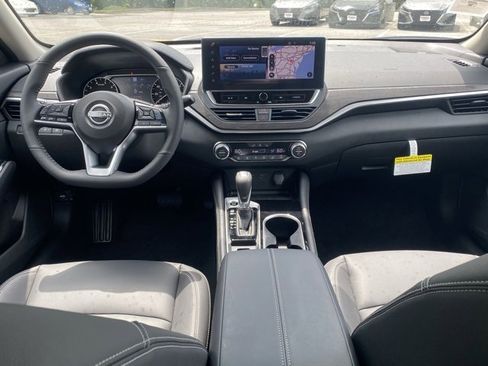 New 2025 Nissan Altima 2.5 SL image 35