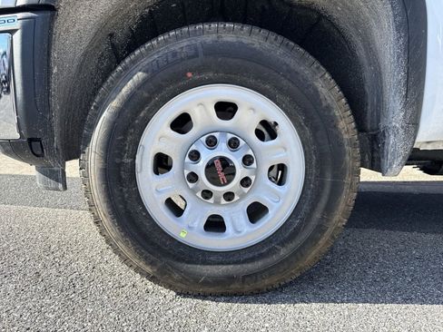 New 2026 GMC Sierra 2500 Pro w/ Convenience Package image 12