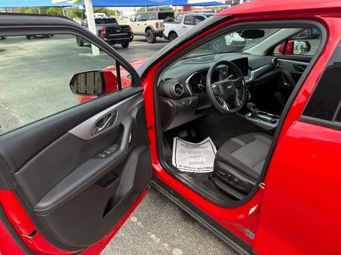 Used 2023 Chevrolet Blazer LT w/ LPO, Floor Liner Package FWD image 15
