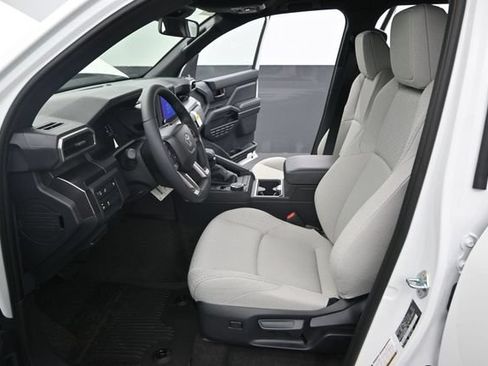 New 2026 Toyota 4Runner SR5 RWD image 10