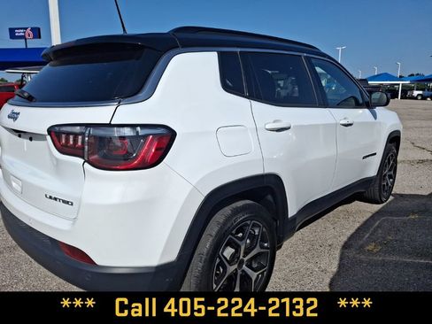Used 2025 Jeep Compass Limited AWD/4WD image 7