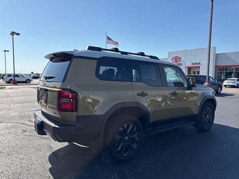 Used 2025 Toyota Land Cruiser w/ Premium Package AWD/4WD image 9