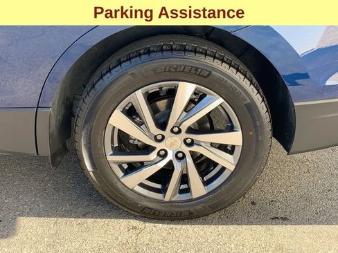 Used 2022 Chevrolet Equinox Premier image 9