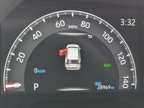 Used 2023 Toyota RAV4 XLE w/ Convenience Package FWD image 10
