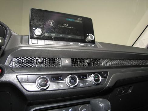 Certified 2024 Honda CR-V EX image 7