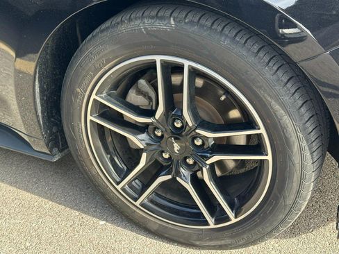 Used 2023 Ford Mustang Premium image 4