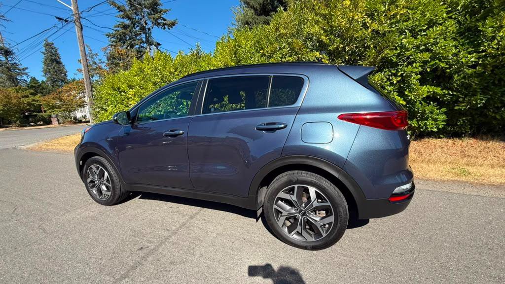 Used 2021 Kia Sportage EX w/ EX Technology Package AWD/4WD image 13