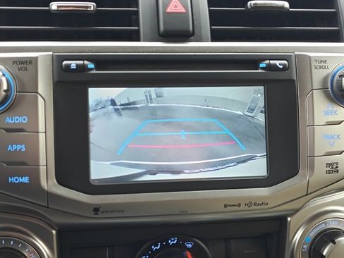 Used 2016 Toyota 4Runner SR5 image 29