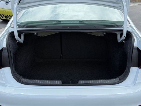 Used 2024 Volkswagen Jetta S FWD image 8