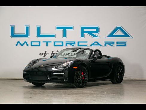 Used 2018 Porsche 718 Boxster w/ Sport Chrono Package RWD image 1