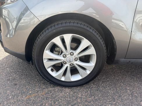 Used 2016 Kia Soul + FWD image 24